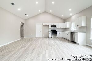 Foto del edificio - 908 Plum St