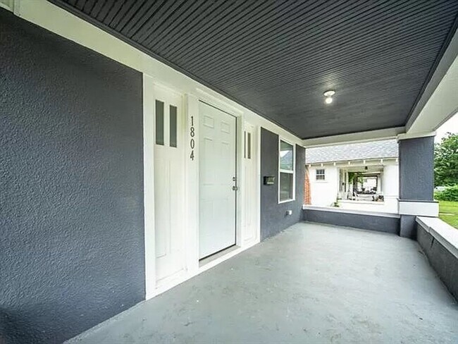 Foto del edificio - Beautiful 2 Bed / 2 Bath Home for Rent.