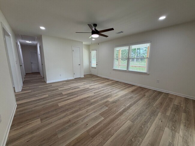 Building Photo - Adorable renovated 3-Bedroom 2-Bath House in Oconee County, GA