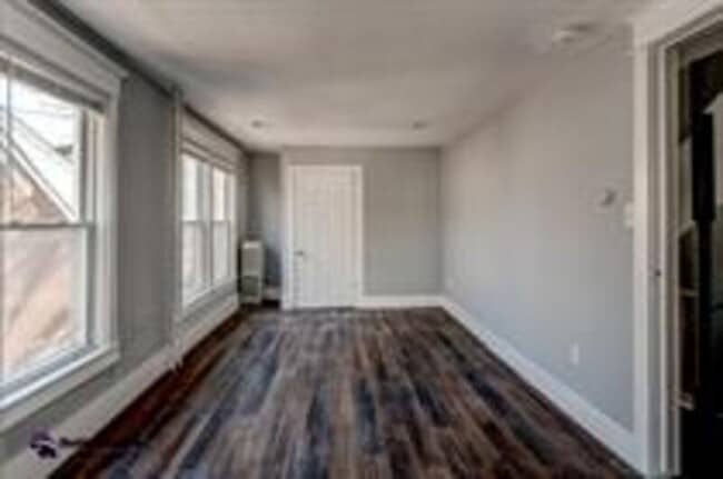 Foto del edificio - 255 W Union St