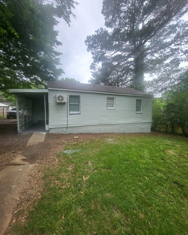 Photo - 954 Winn St House