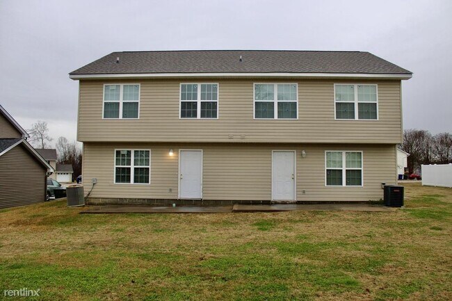 Building Photo - 3 br, 2 bath Townhome - 7840 Avalon Acres ...