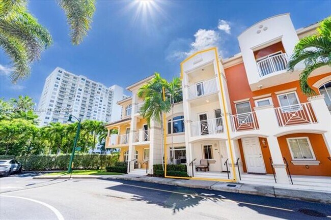 Foto del edificio - 2802 NE 184th Terrace