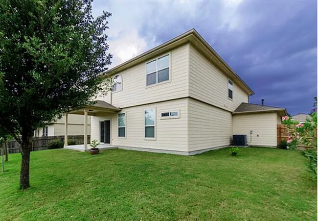 Building Photo - 716 Clearbrook Ave