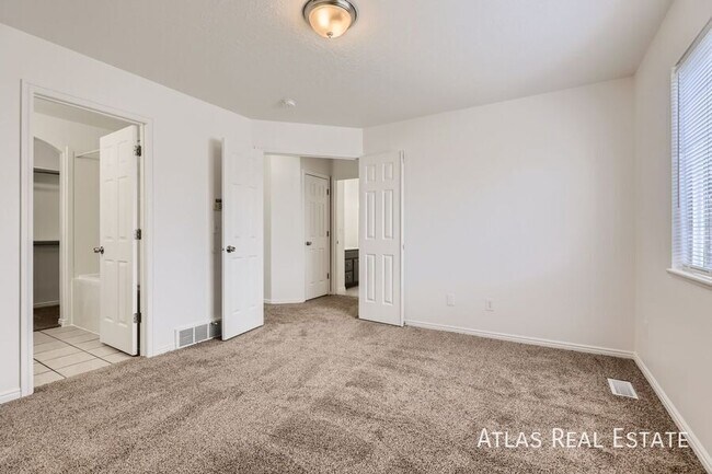 Building Photo - 5955 S 3375 W