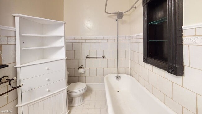 Building Photo - 2548 Sutter St