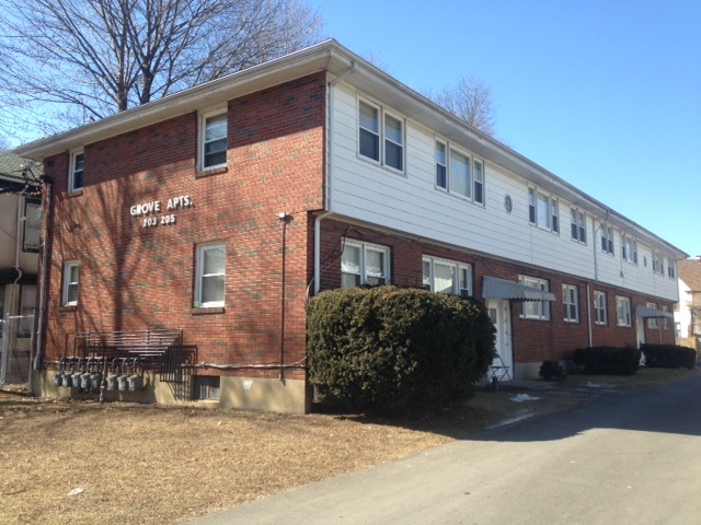 Building Photo - Grove Street Apartments