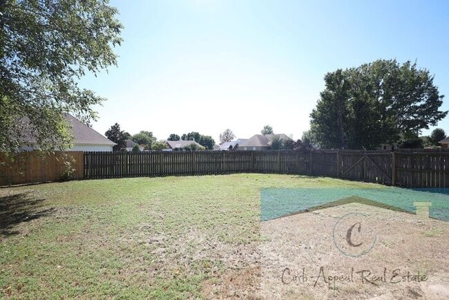 Foto del edificio - Beautiful 3 bed/ 2 bath home - fireplace, ...