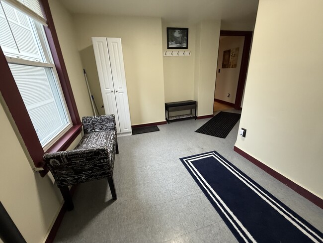 Building Photo - 51 Front St