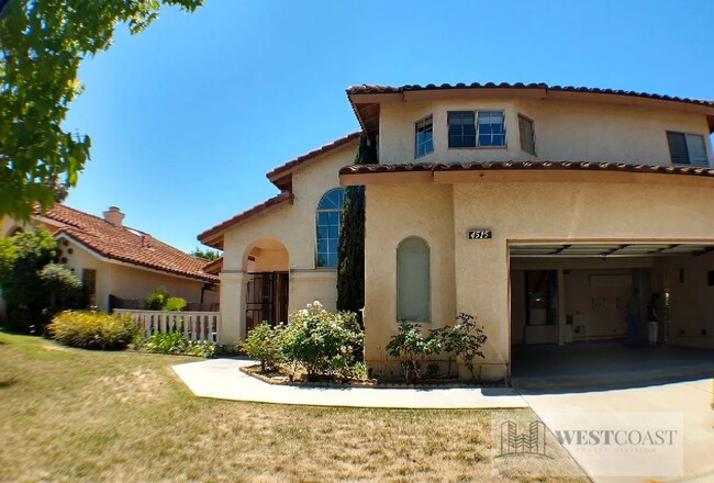 Foto del edificio - Charming Two-Story Home in Oceanside's Nor...