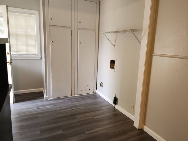 Photo - Nice 2 Bed 1 Bath Home in Excellent Locati...