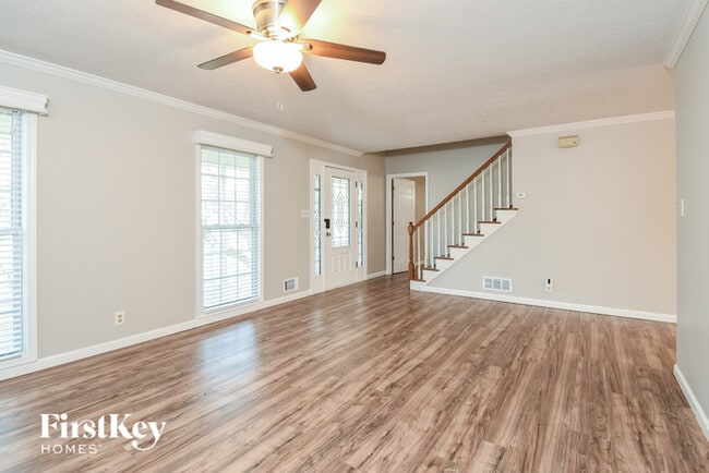 Building Photo - 840 Rutherford Dr
