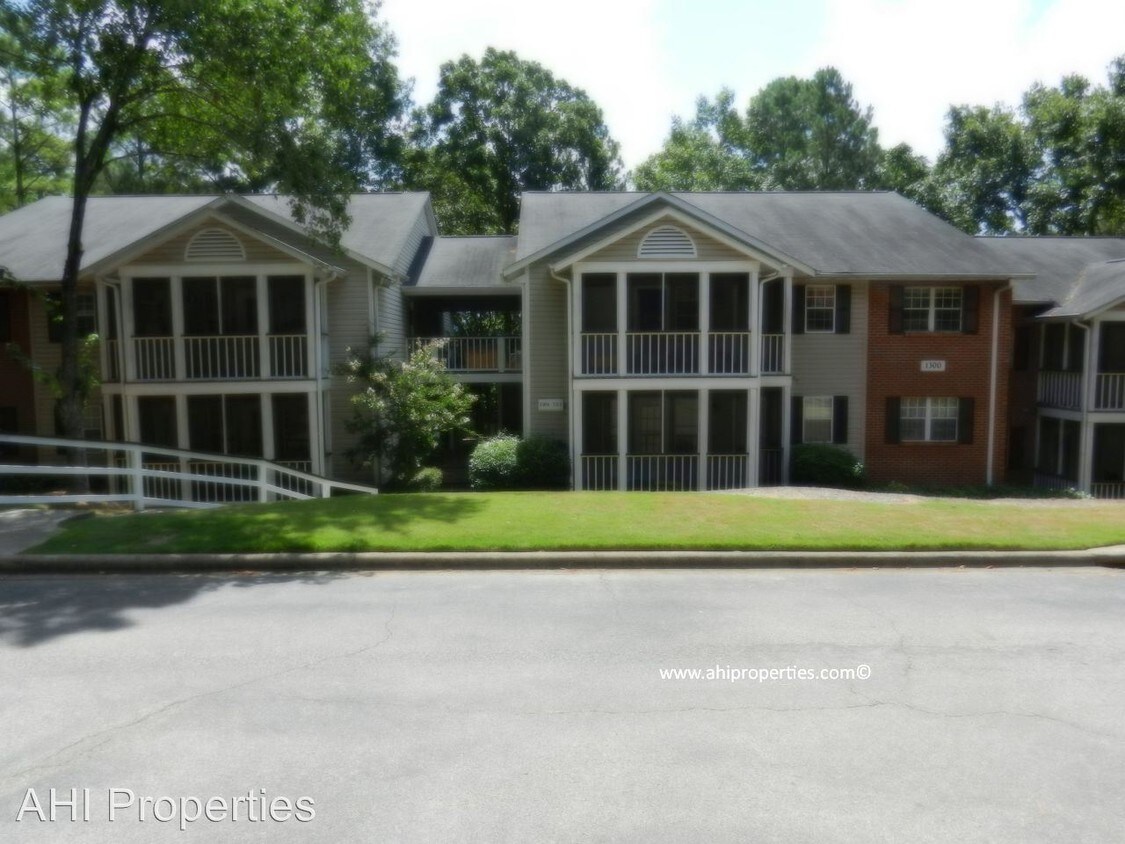 1309 Morning Sun Cir, Birmingham, AL 35242 House Rental in Birmingham