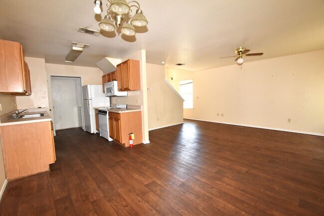 Foto del edificio - HP902 - 902-904 Sagewood Trail