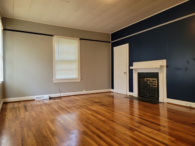 Foto del edificio - Updated 2-Bedroom 1-Bathroom Home for Rent Gastonia, NC