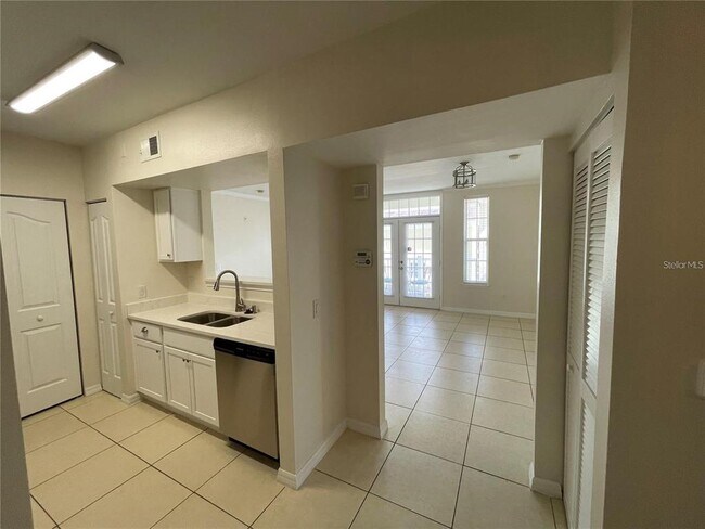 Foto del edificio - 1020 Siena Park Blvd W