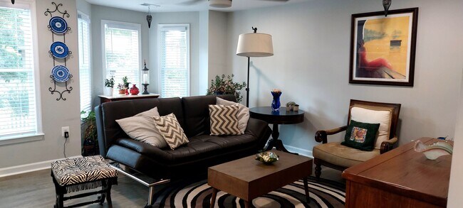 Foto del edificio - 446 N Loudoun St