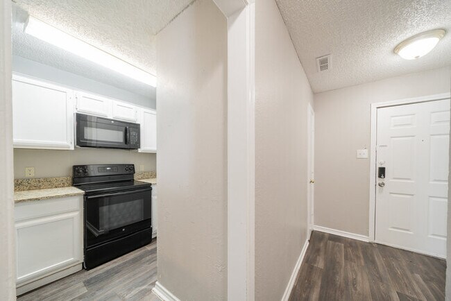 Foto del edificio - Wyngate Townhomes 3923D