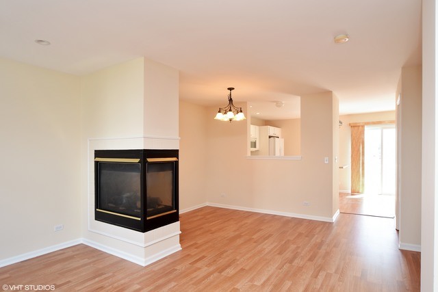 Building Photo - 111 W Big Horn Dr