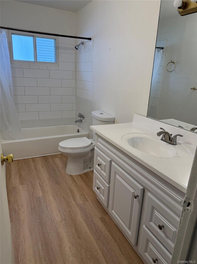 Foto del edificio - 40 Pinewood Dr