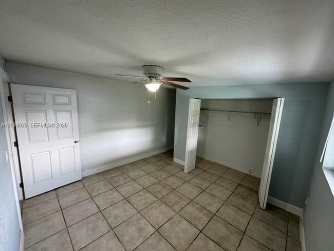 Building Photo - 16025 SW 299th Terrace