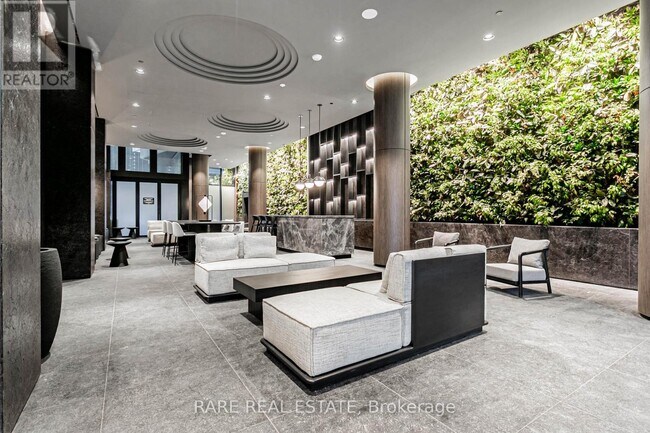 Photo du bâtiment - 110 Broadway Ave