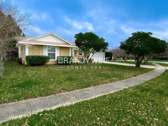 Building Photo - 4965 Reginald Rd
