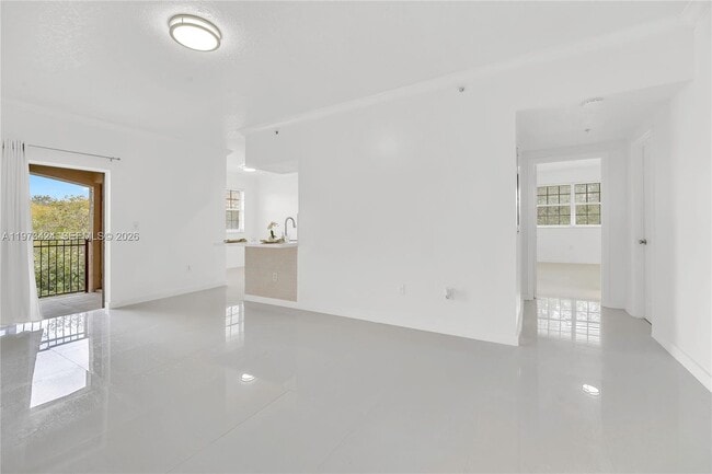 Building Photo - 151 SW 117th Ave