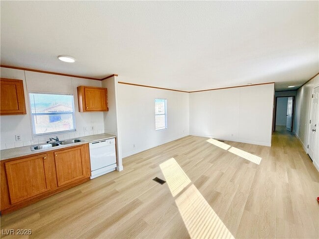 Foto del edificio - 4210 E Cheyenne Way