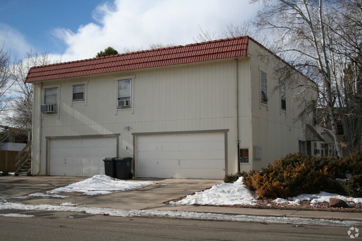 Building Photo - 1840-1846 E 17th St