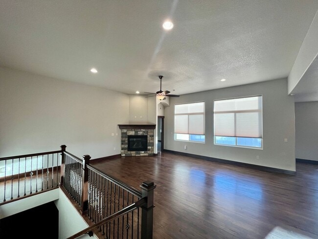 Foto del edificio - 622 Vermilion Peak Dr