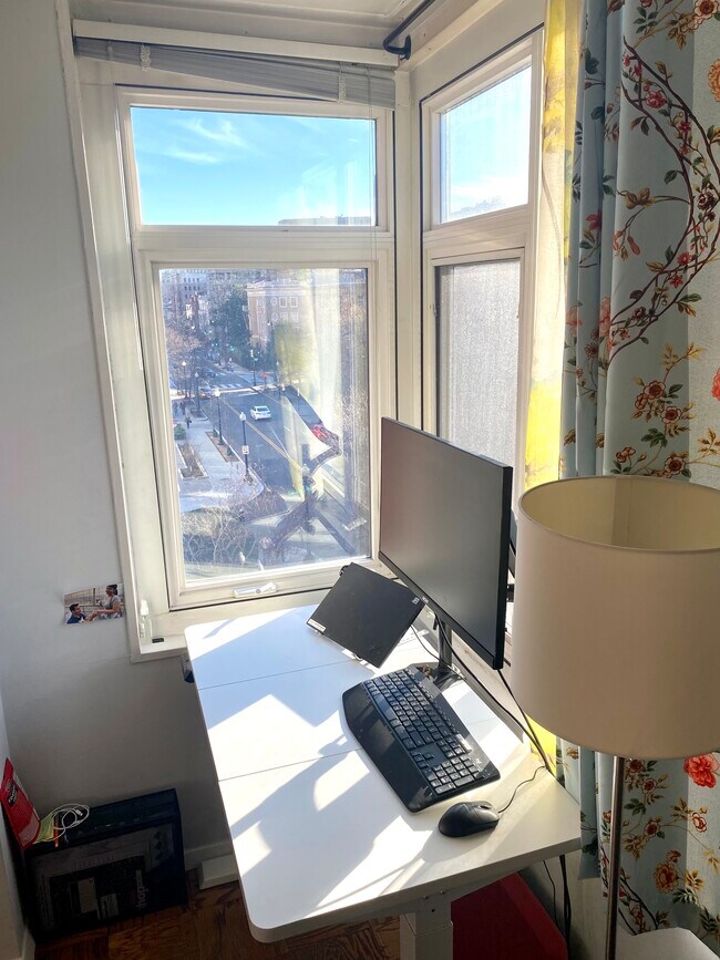 Foto del edificio - 1545 18th St NW