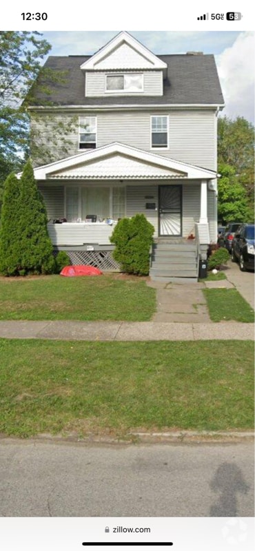 Building Photo - 3694 E 142nd St