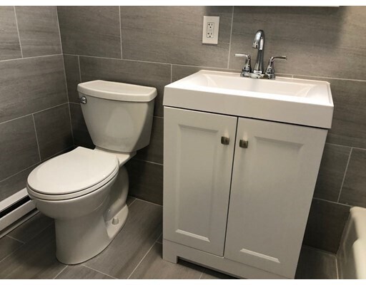 Foto del edificio - 2149 Riverdale St