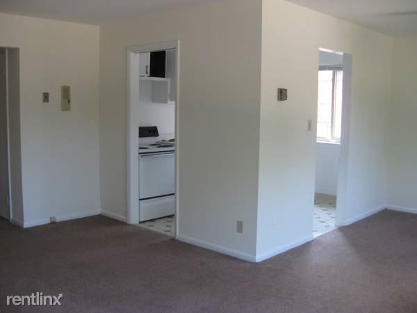 Foto del edificio - 11839 Clifton Blvd