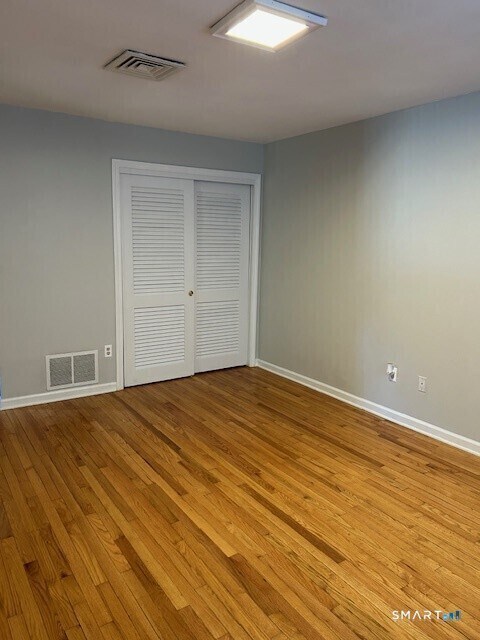 Foto del edificio - 180 Blueberry Ln