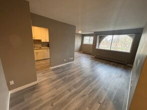 Building Photo - 343-343 Mill St