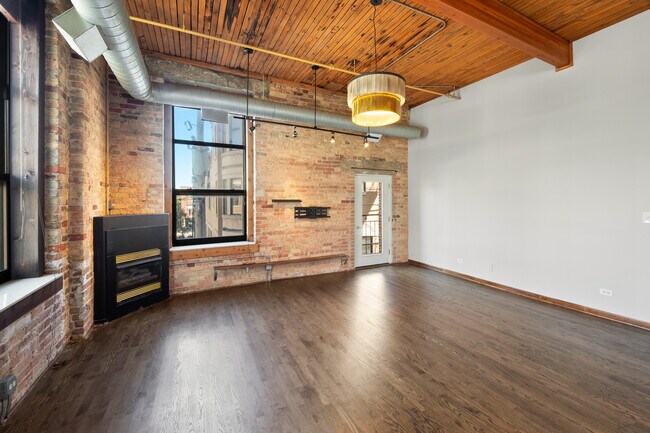 Building Photo - 1801 S Indiana Ave