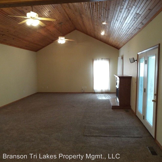 Foto del edificio - 3 br, 3 bath House - 176 Lakeshore Drive