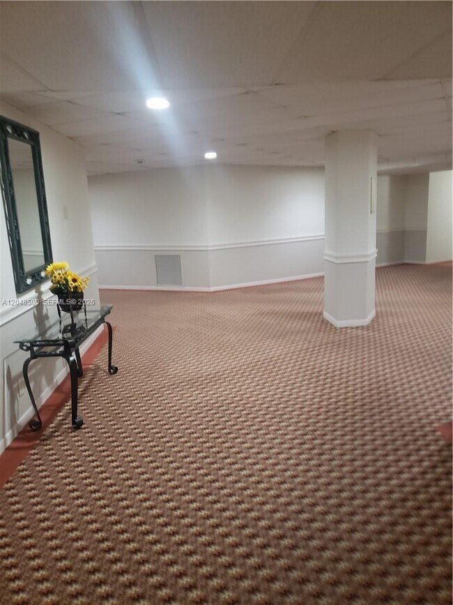 Foto del edificio - 10777 W Sample Rd