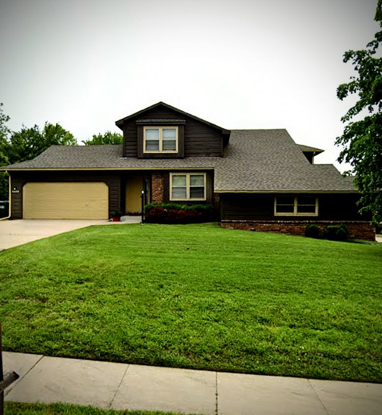 Primary Photo - 4400 Wimbledon Dr