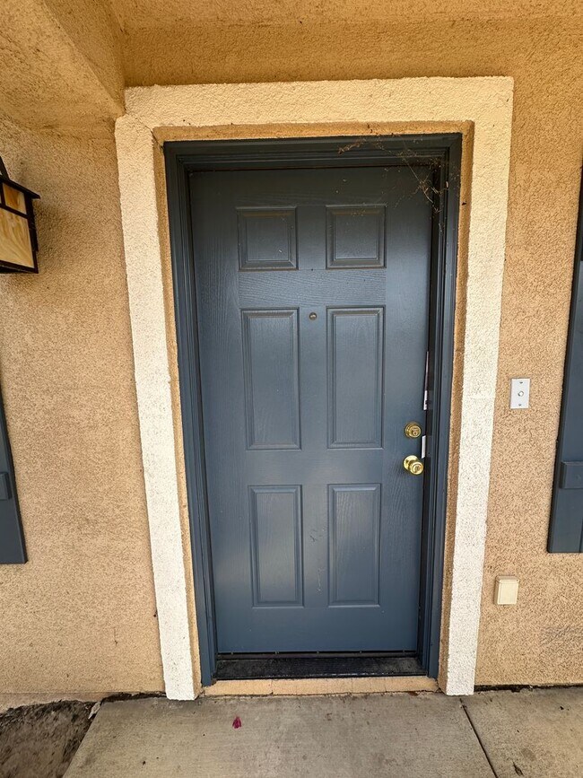 Foto del edificio - 3 Bed, 2 Bath Home with Spacious Backyard!