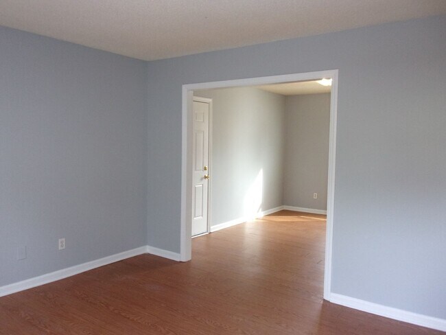 Foto del edificio - 3 Bedroom 1 Bath Home