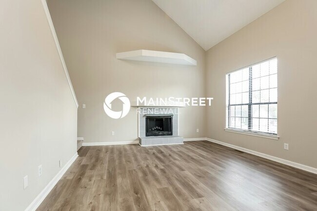 Building Photo - 3 Bedroom Pet-Friendly Home in Gallatin, TN with Main Street Renewal