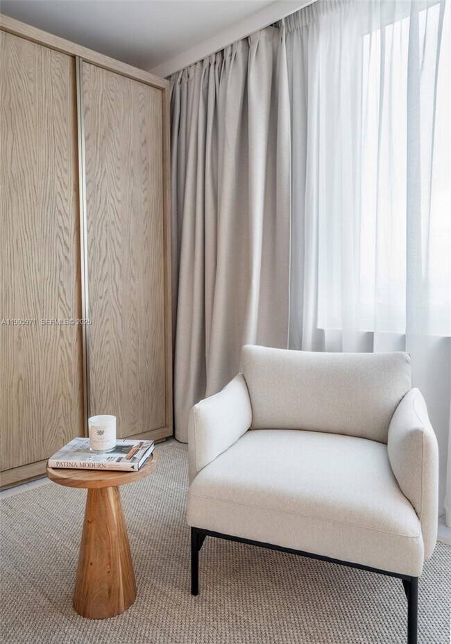 Building Photo - 2301 Collins Ave