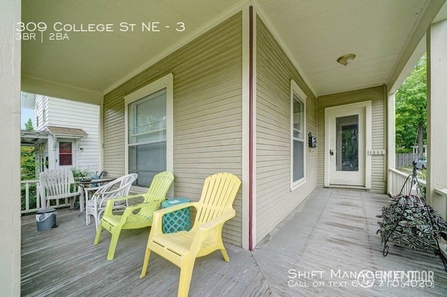 Building Photo - 309 College Ave NE