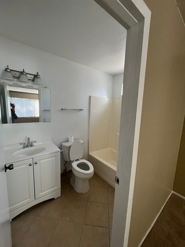 Foto del edificio - 371 Lake Havasu Ave N