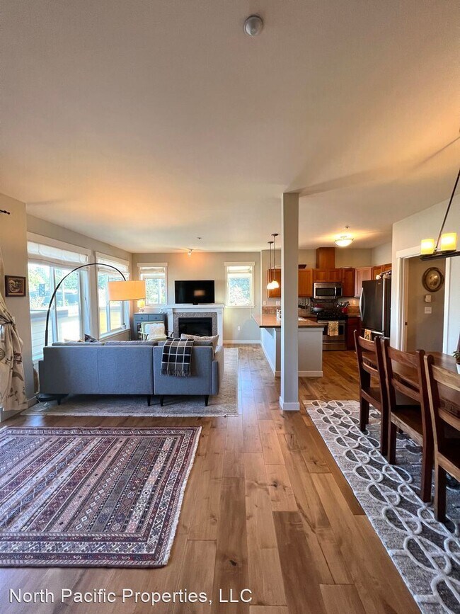 Building Photo - 2 br, 2 bath House - 6015 Phinney Ave N #210