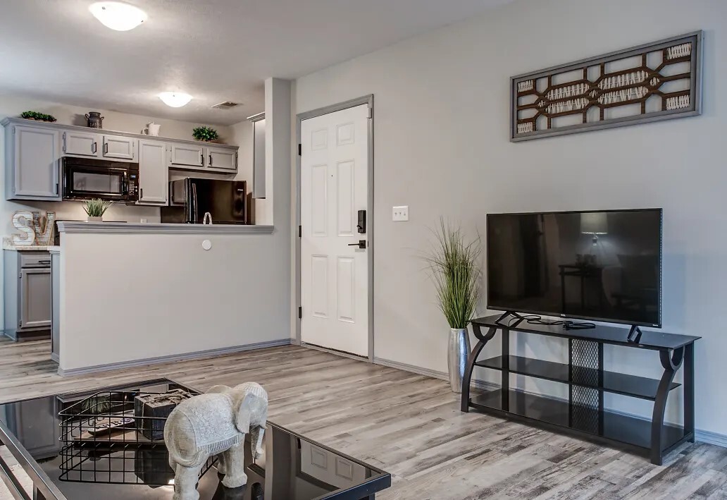 Primary Photo - South Valley Apartments