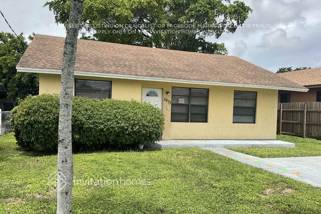 Foto del edificio - 5673 Fletcher St